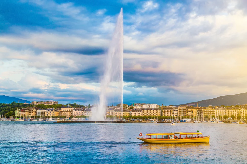 Evening Stroll near The Jet d’Eau Fountain