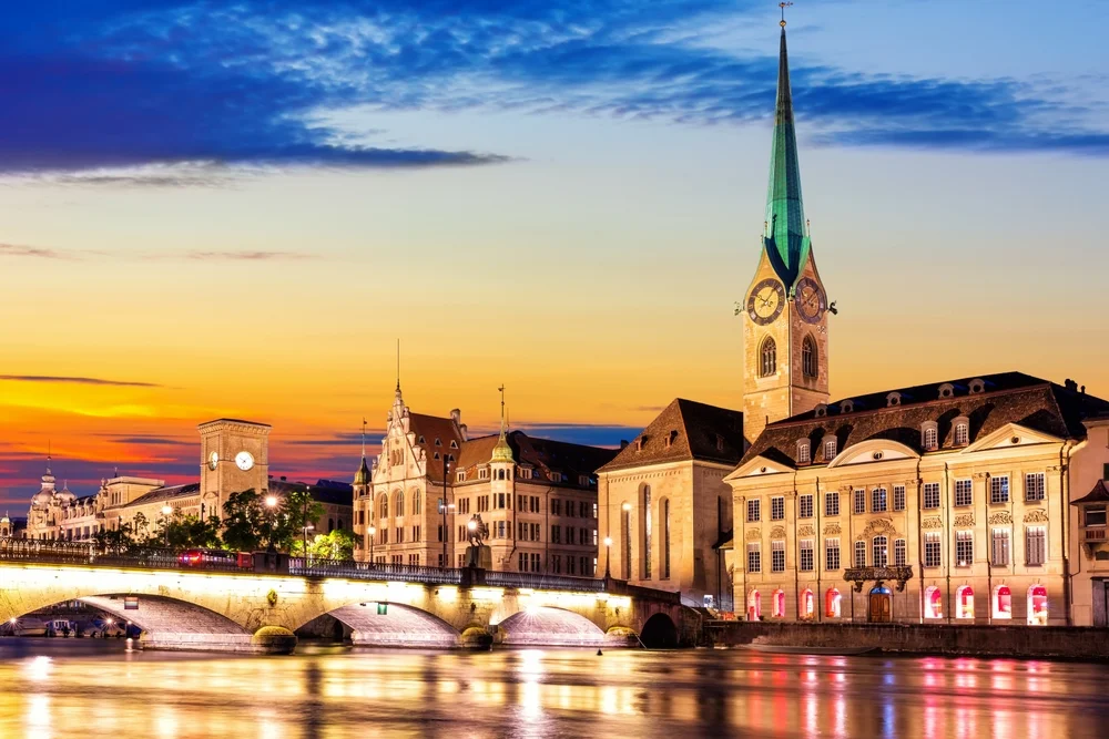 Enjoy Sunset at Lake Zurich