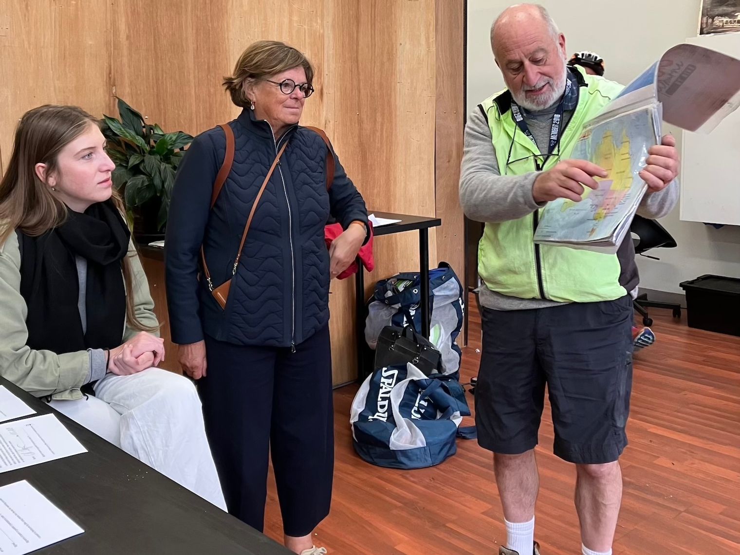 AU Melbourne by Bike Safety Rules Travel Essence