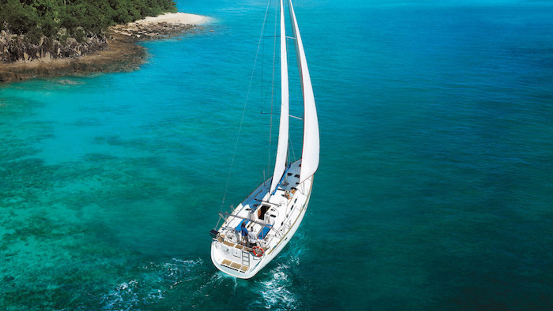 Sailing Whitsunday Islands HR