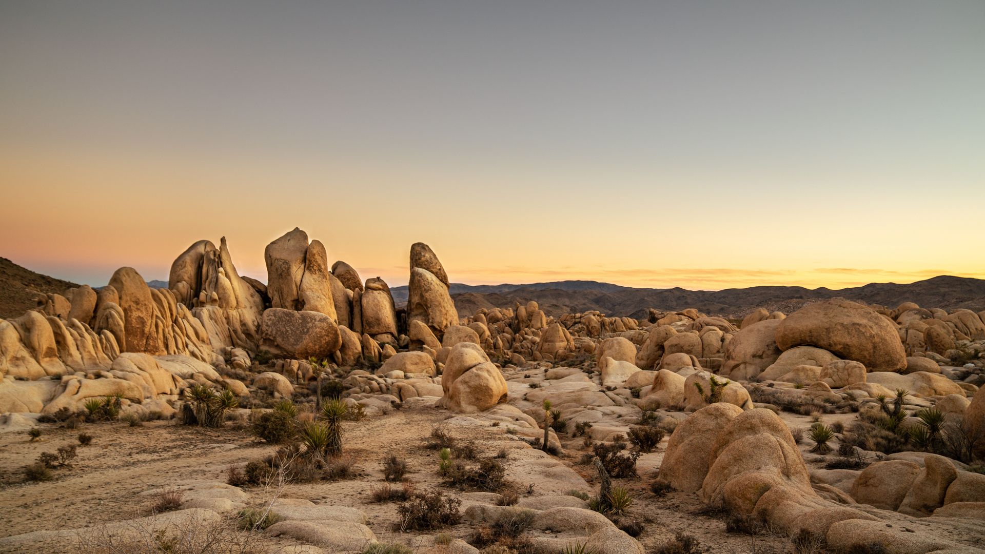 US California Joshua Tree NP rock formations john ko unsplash