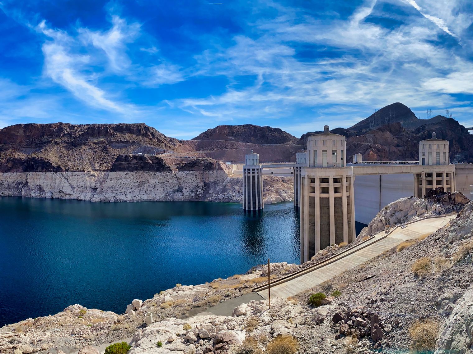 US Nevada Hoover Dam water boat ryan thorpe unsplash