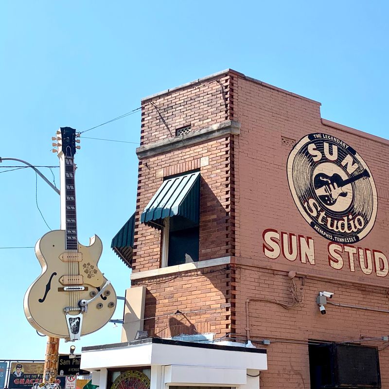 Die Fassade des Sun Studios in Memphis, Tennessee, USA