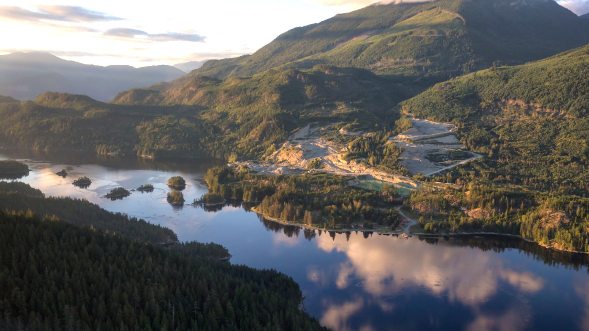 Sechelt inlet