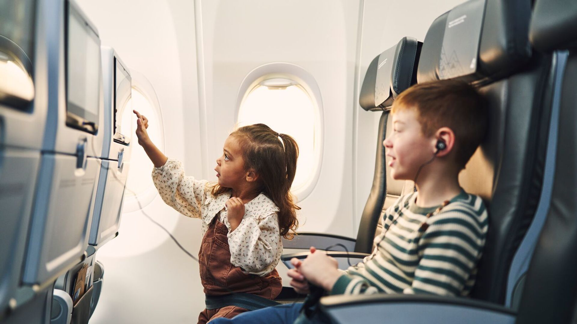 Icelandair flight Onboard service Passengers Children family