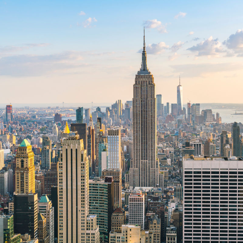 Skyline van New York met uitzicht op de Empire State Building