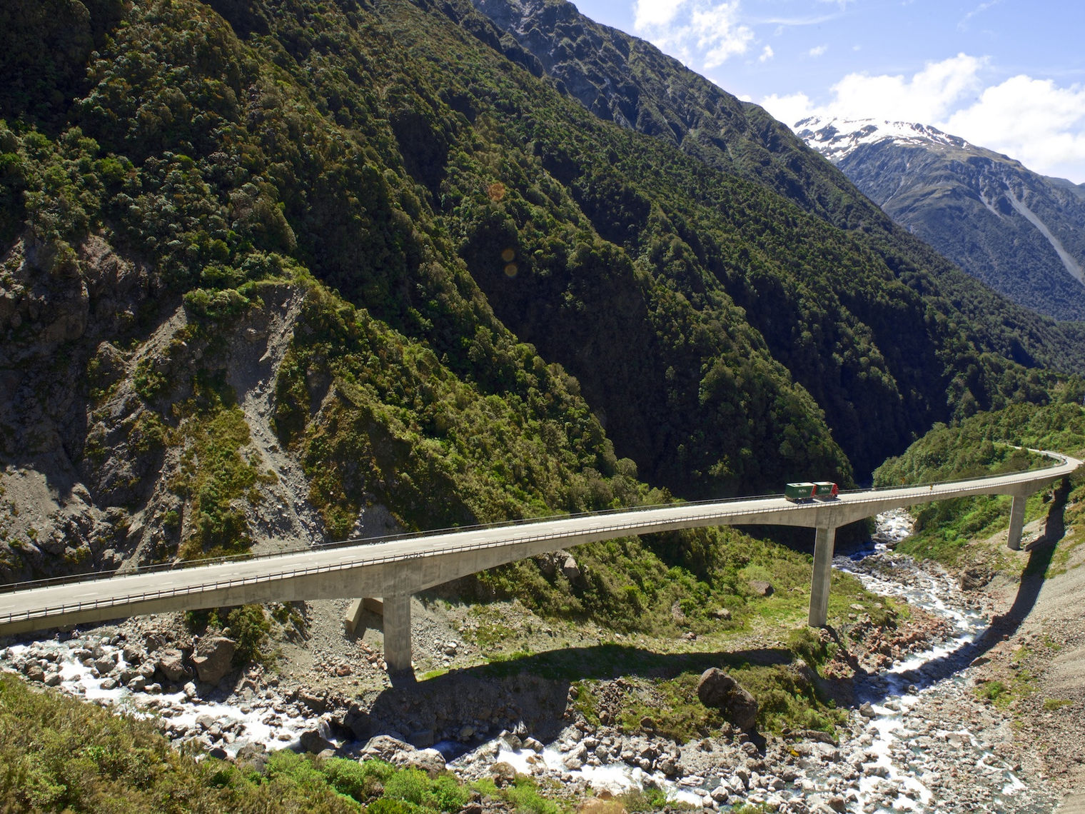 Newzealand south arthurs pass bridge