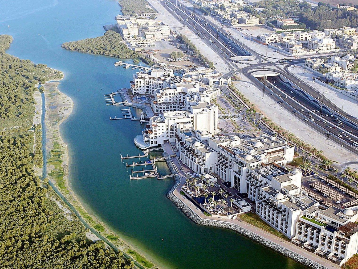 Abu Dhabi Mangrove National Park van bovenaf