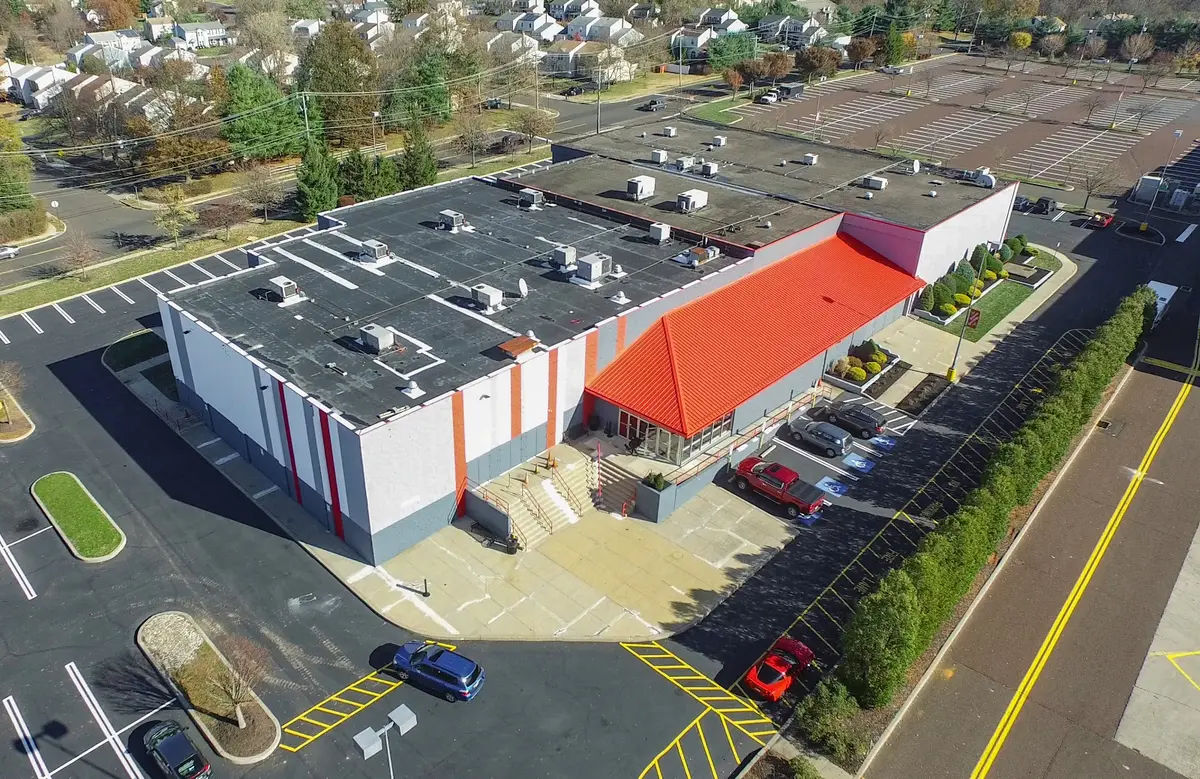 Flagship Cinemas Water Tower in Montgomeryville - Photo 2