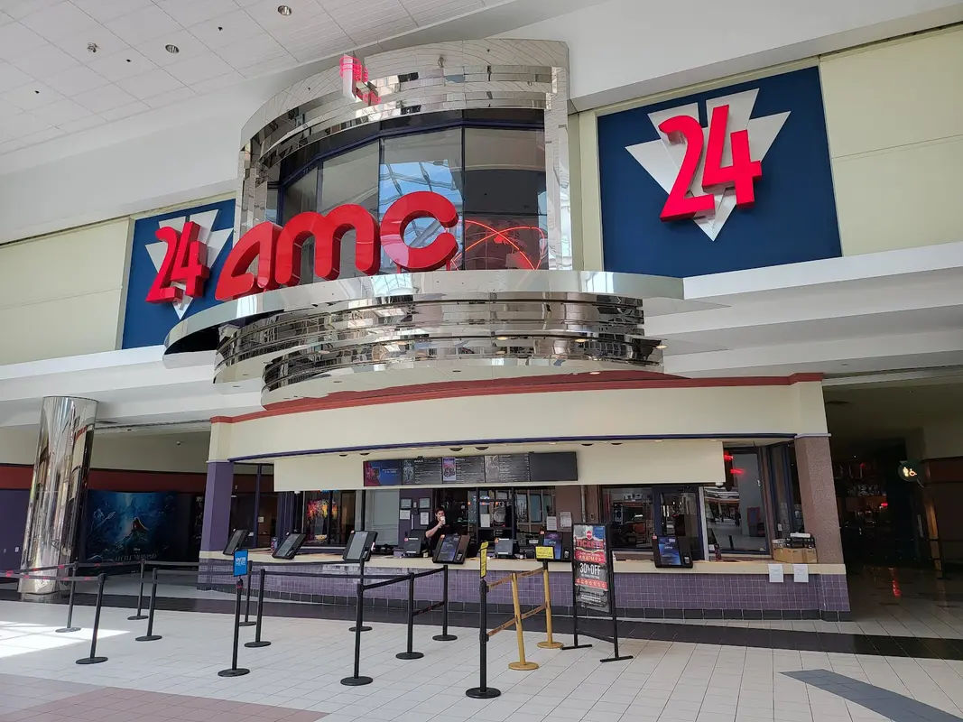 AMC Neshaminy 24 in Bensalem - Photo 1