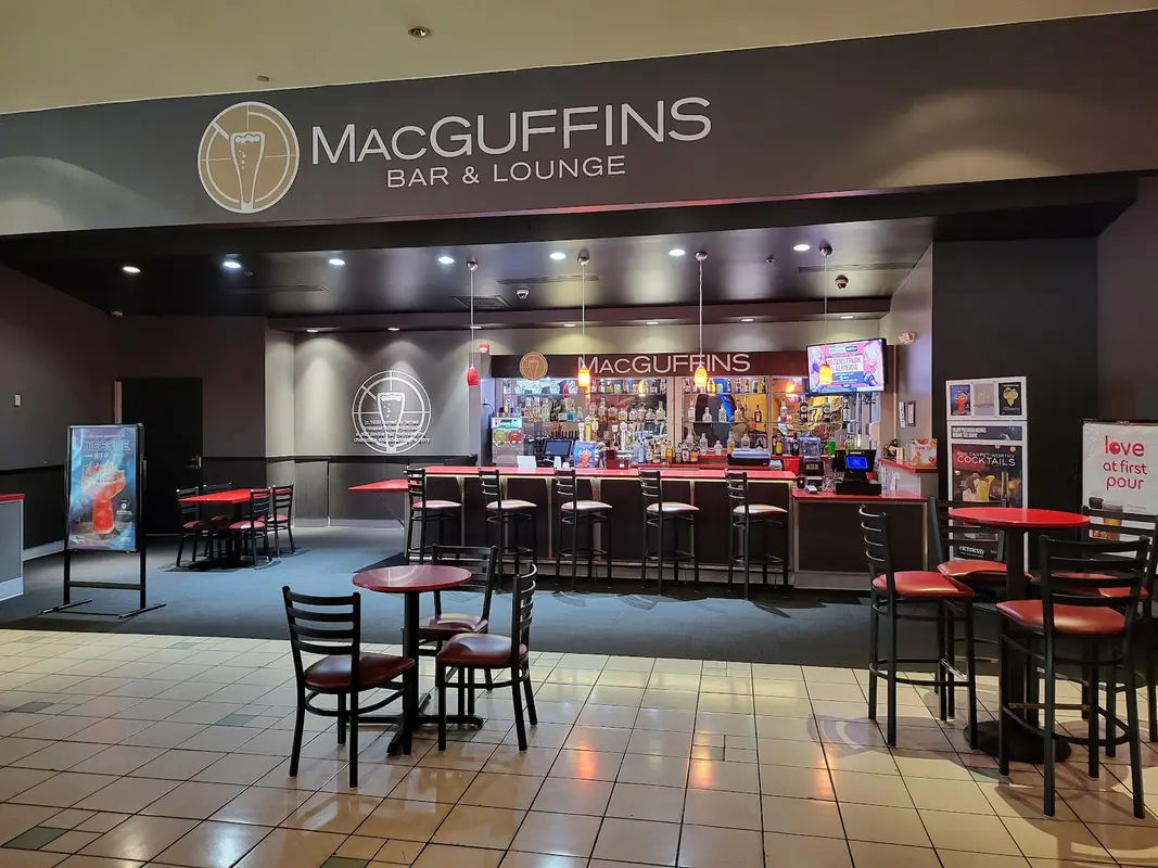 AMC Neshaminy 24 in Bensalem - Photo 3