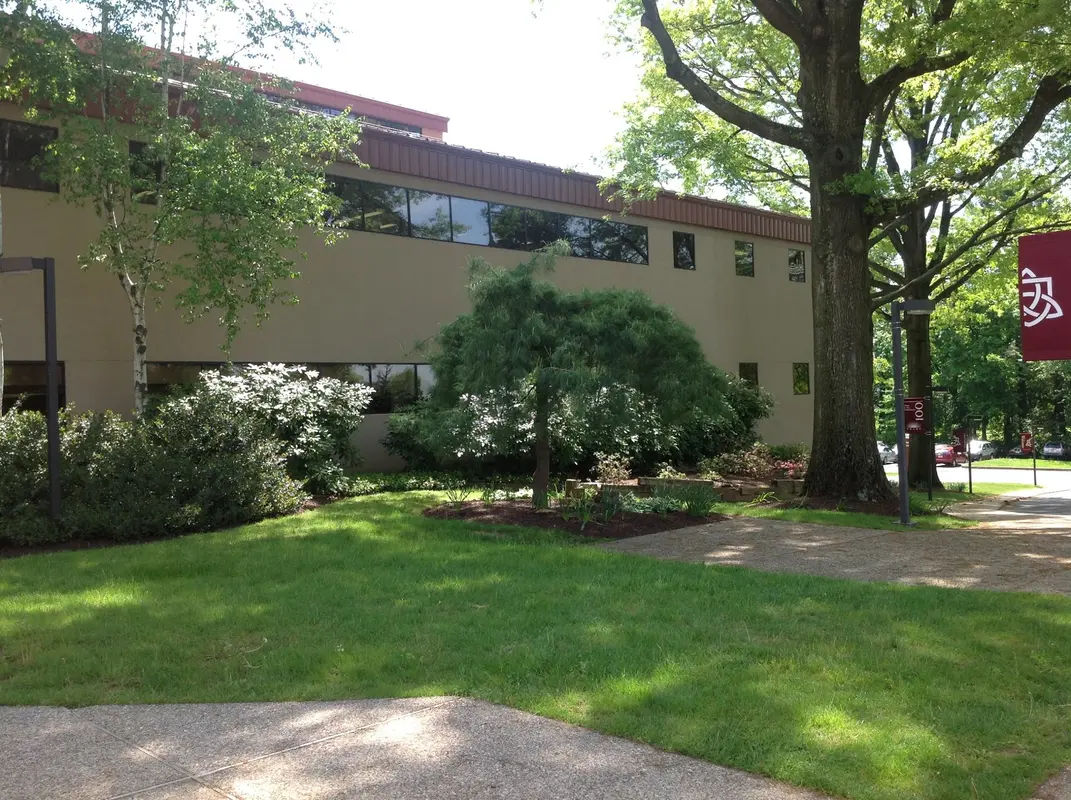 Masland Library in Langhorne - Photo 2