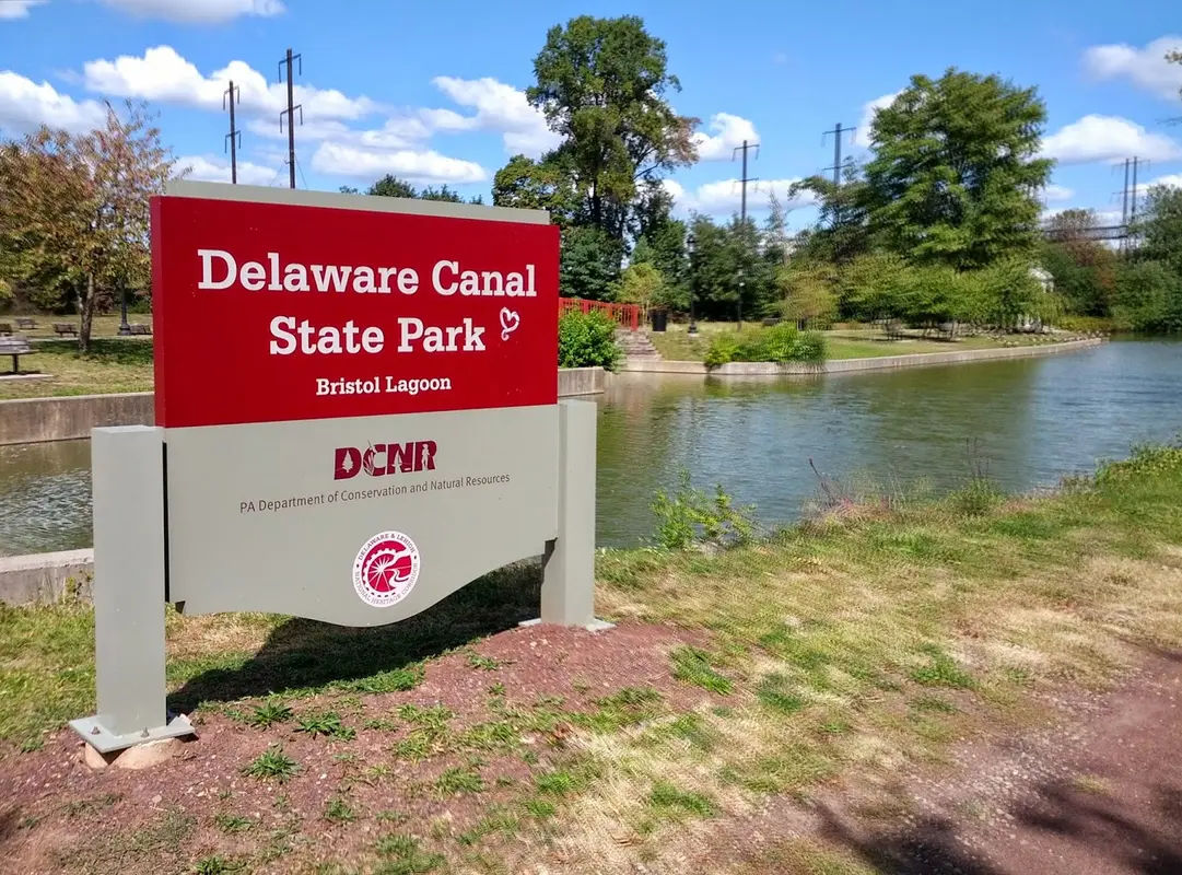 Grundy Commons Park in Bristol - Photo 3