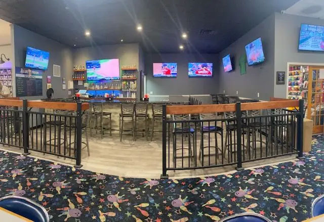 Thunderbird Lanes - Holme Ave. in Philadelphia - Photo 4