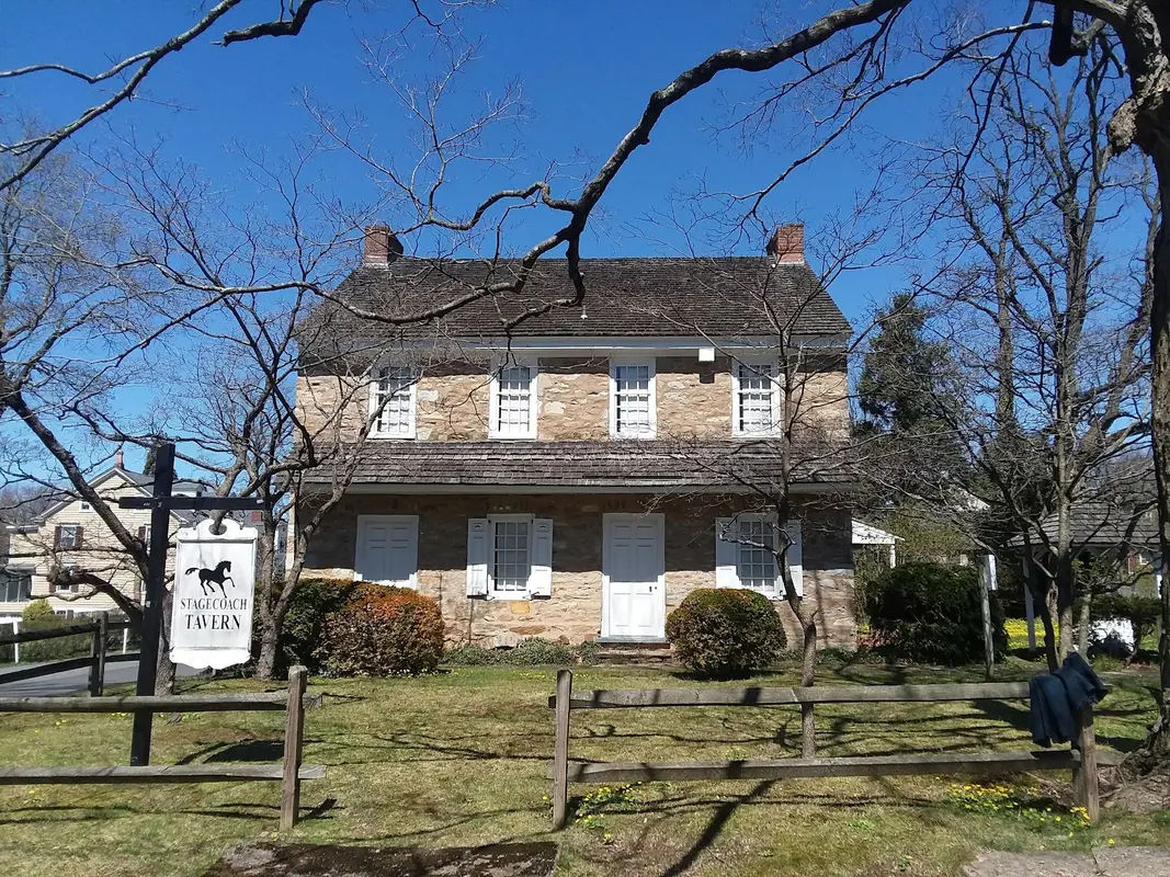 Stagecoach Tavern in Levittown - Photo 2