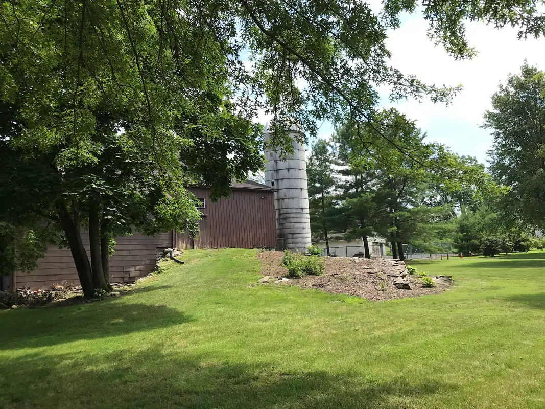 Jennifer Schweitzer Park in Dublin - Photo 3