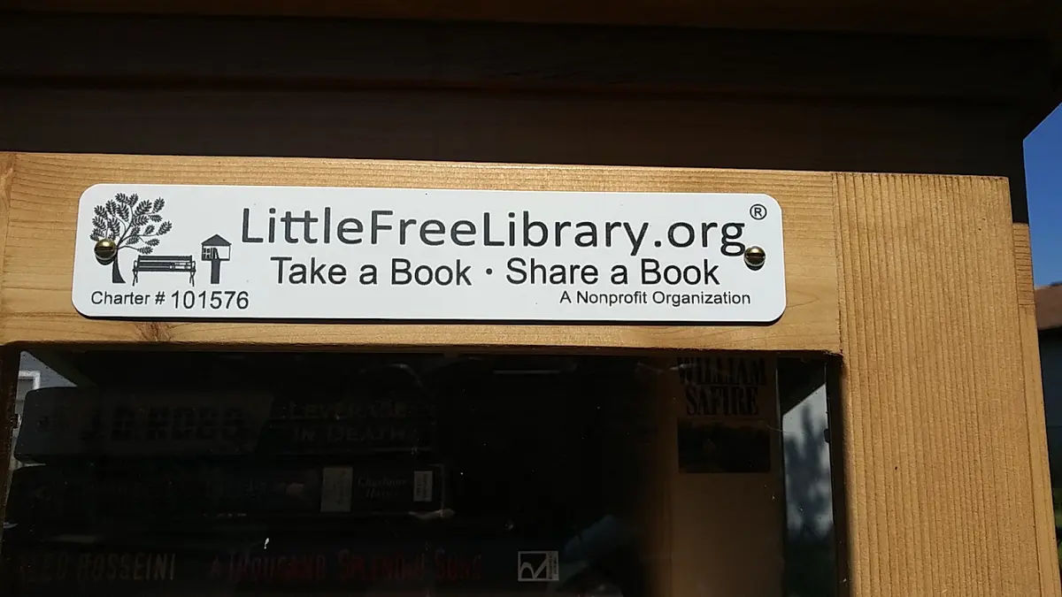 Little Free Library of Old Croydon in Croydon - Photo 2