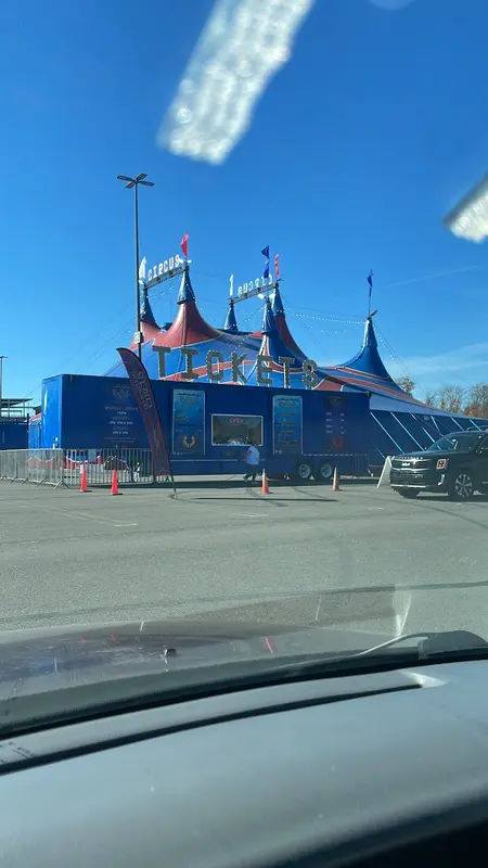 Big Bird’s Tour Bus in Langhorne - Photo 2