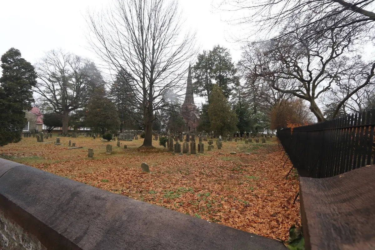 Grant House in Burlington - Photo 4