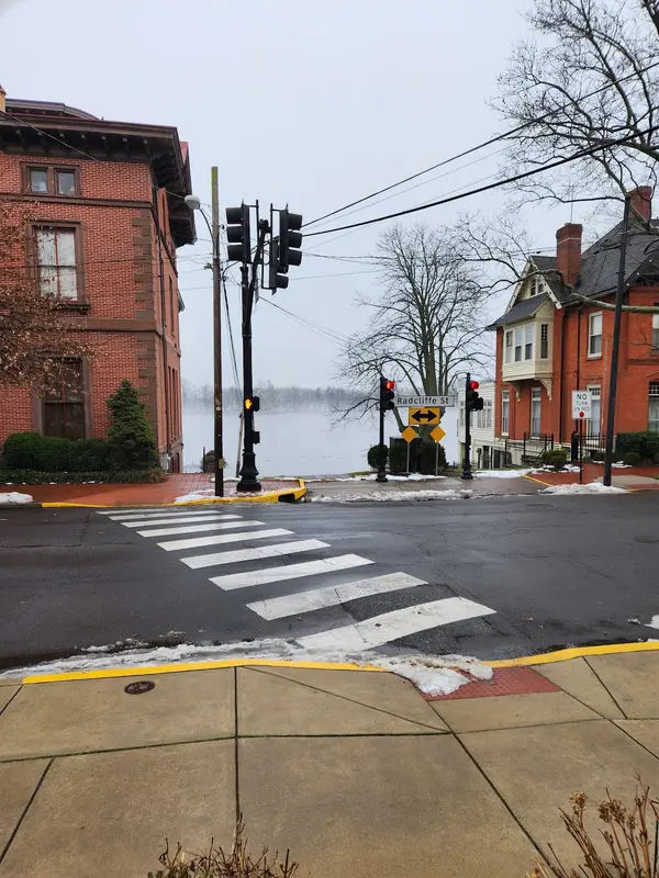 Dorrance Mansion in Bristol - Photo 3