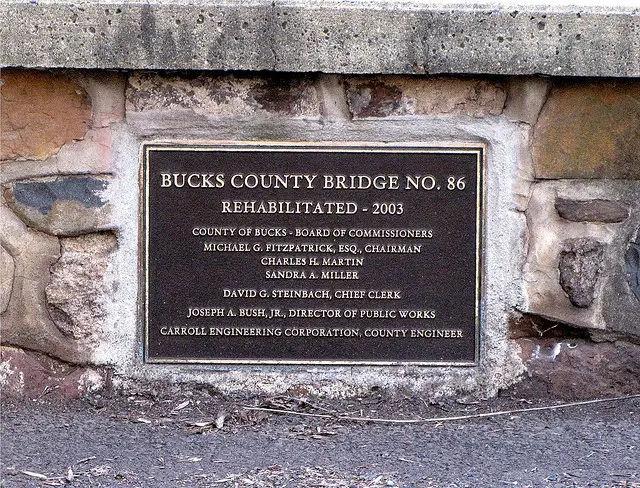 Pine Valley Covered Bridge in New Britain - Photo 4