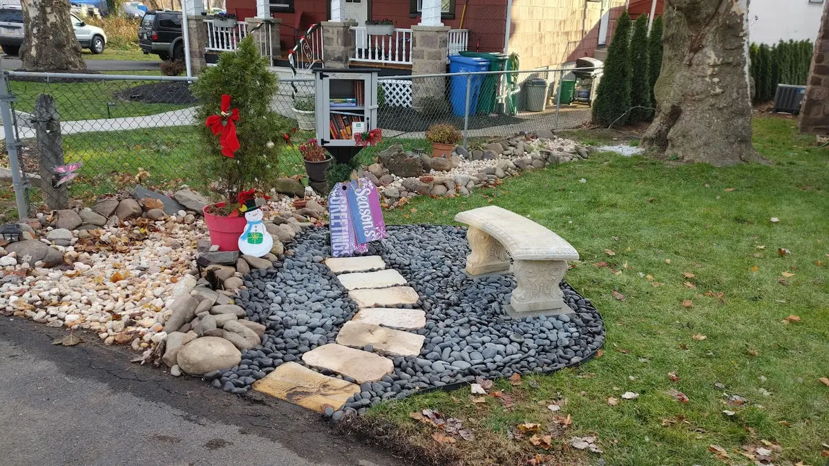 Critter Creek Little Free Library in Bristol - Photo 3