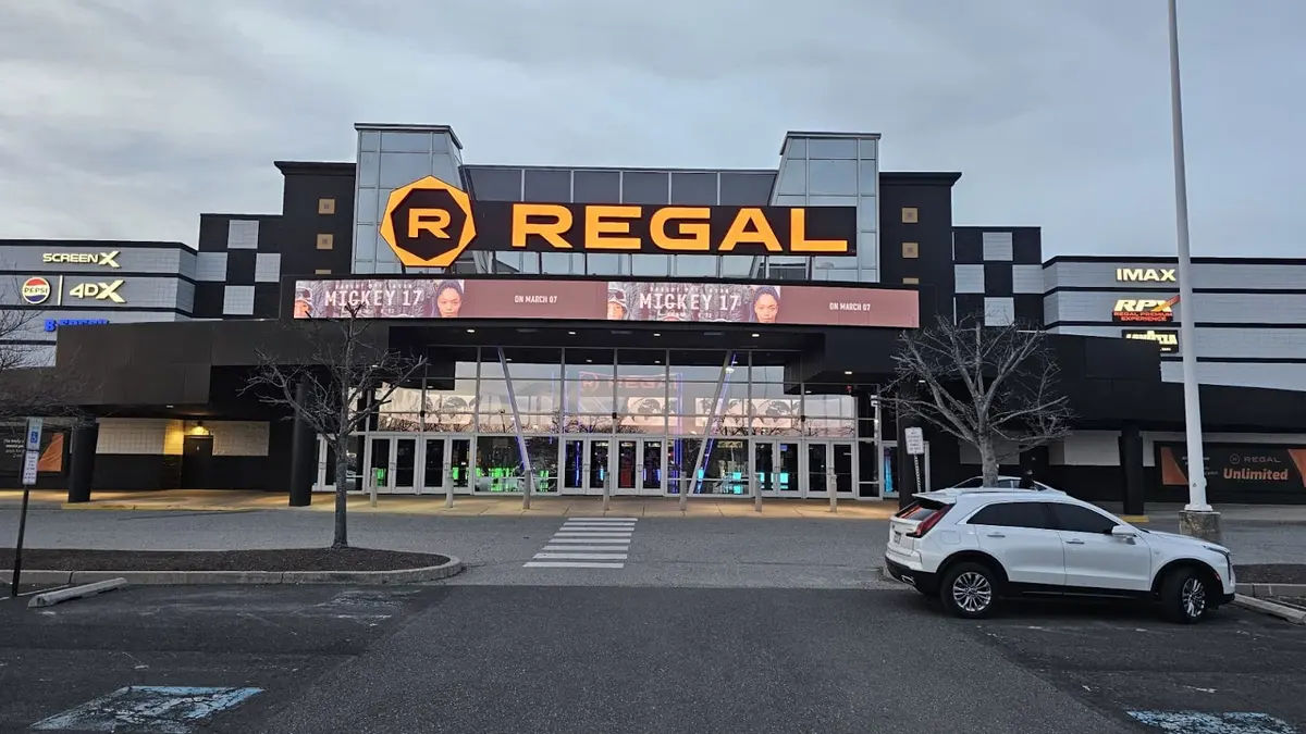 Regal Warrington Crossing in Warrington - Photo 1