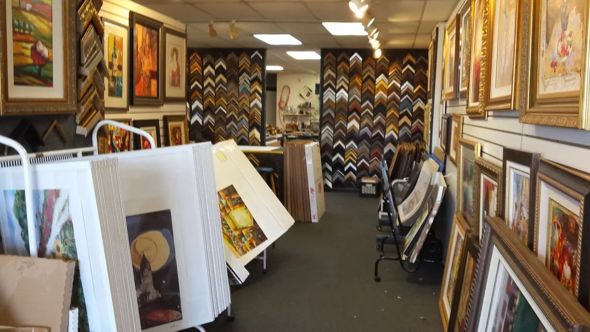 DGLM Gallery in Philadelphia - Photo 2