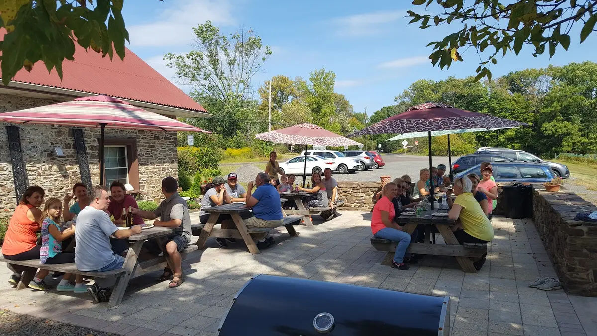 Vivat Alfa Winery in Doylestown - Photo 4