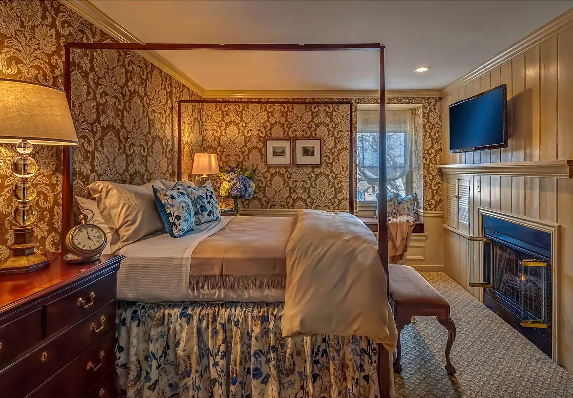 Golden Plough Inn at Peddler's Village in New Hope - Photo 3