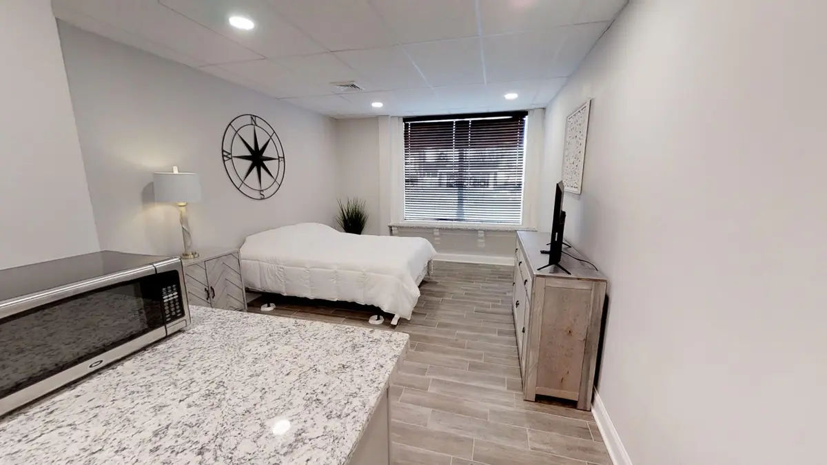 Bush House Hotel in Quakertown - Photo 2