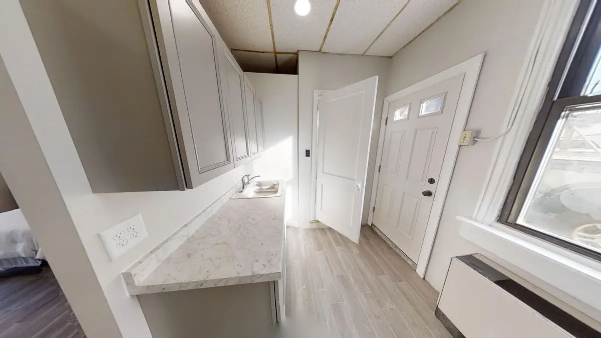 Bush House Hotel in Quakertown - Photo 4