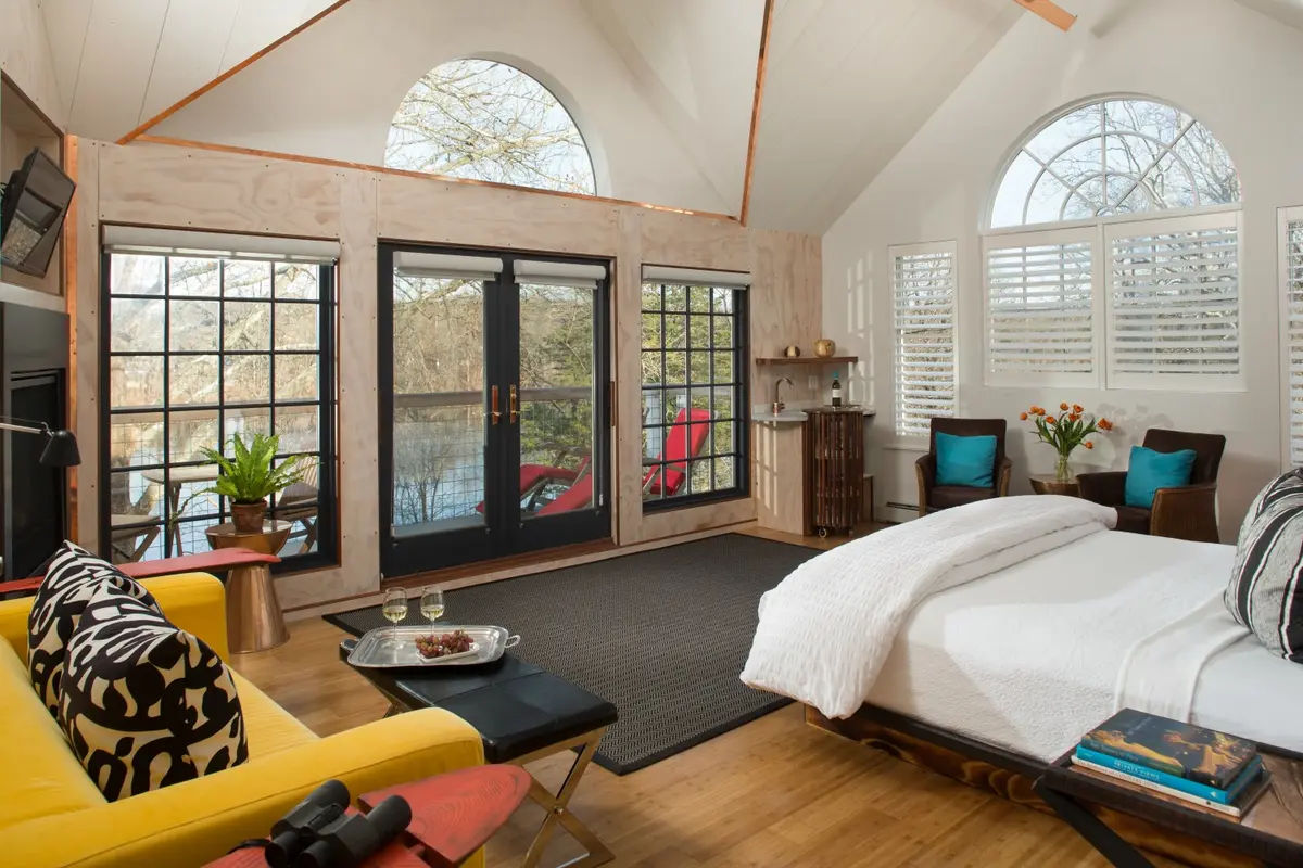 Bridgeton House on the Delaware in Upper Black Eddy - Photo 1