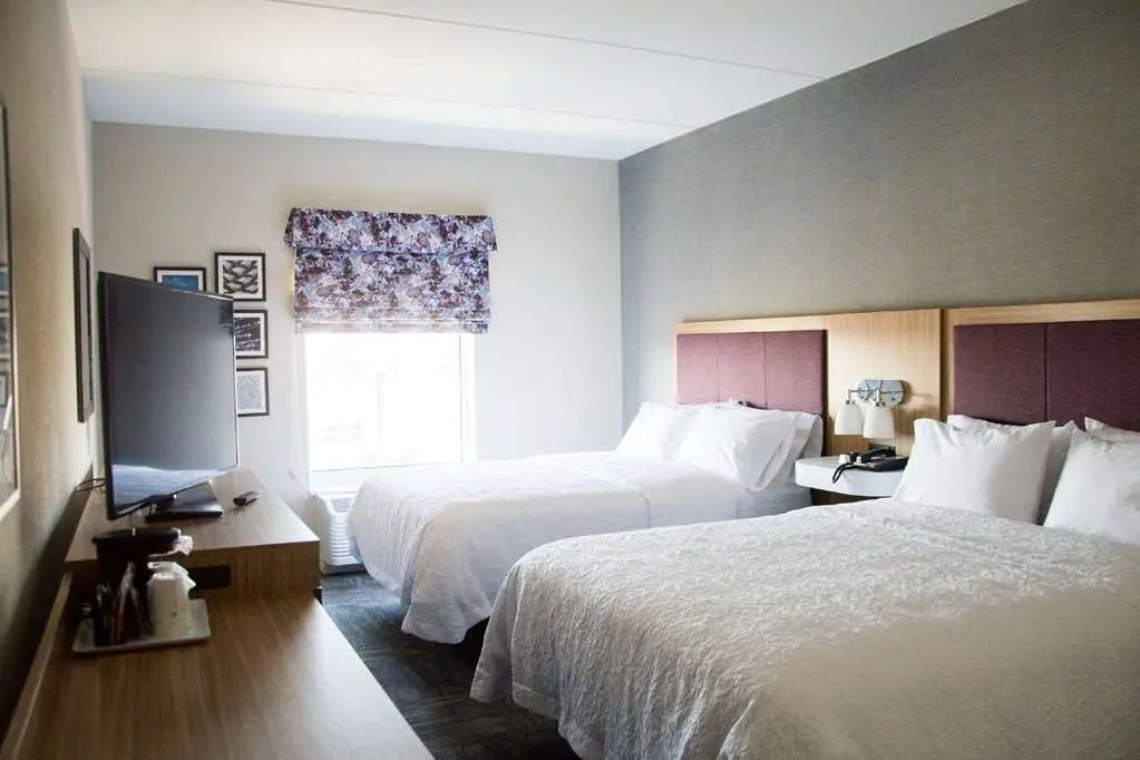 Hampton Inn & Suites Warrington Horsham in Warrington - Photo 1