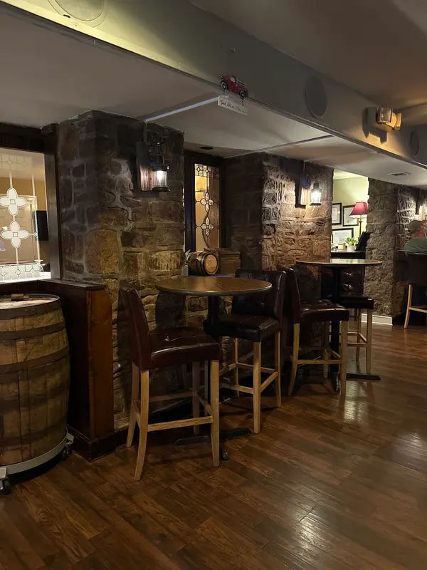 The Temperance House in Newtown - Photo 4