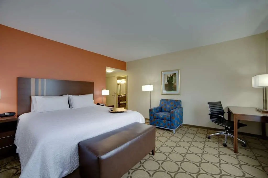 Hampton Inn & Suites Philadelphia/Bensalem in Bensalem - Photo 1