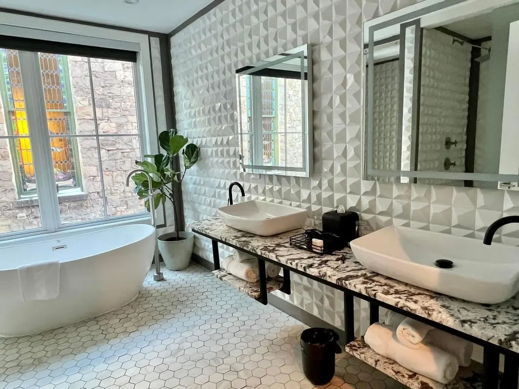 Logan Inn in New Hope PA in New Hope - Photo 2