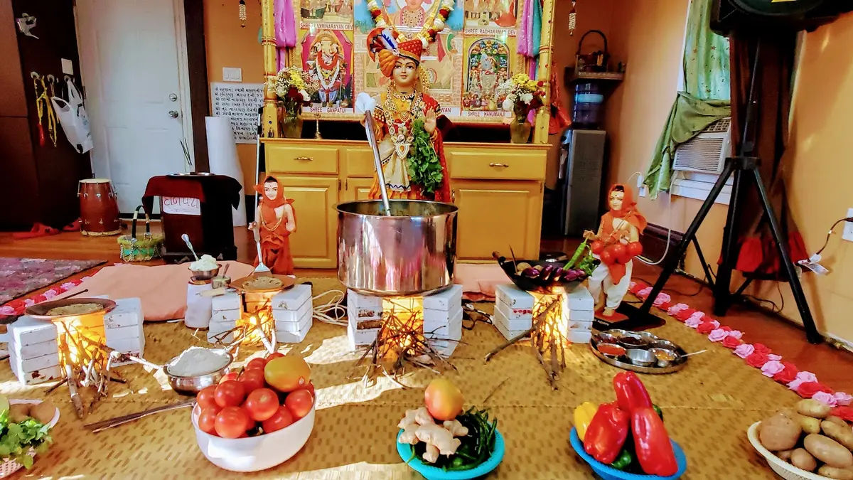 Shree Swaminarayan Mandir JunagadhDham (Vadtal Gadi) - Hindu Temple - Photo 8