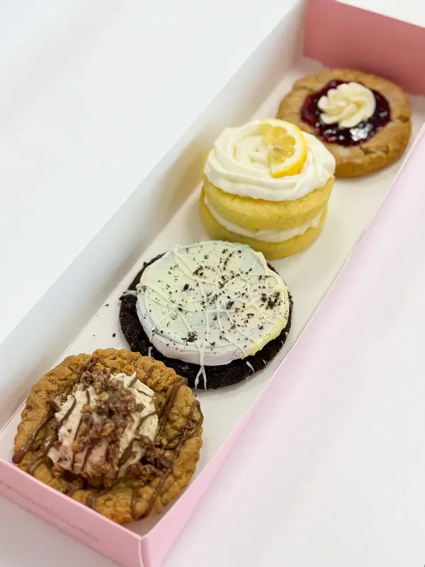 Crumbl - Warrington in Warrington - Photo 3