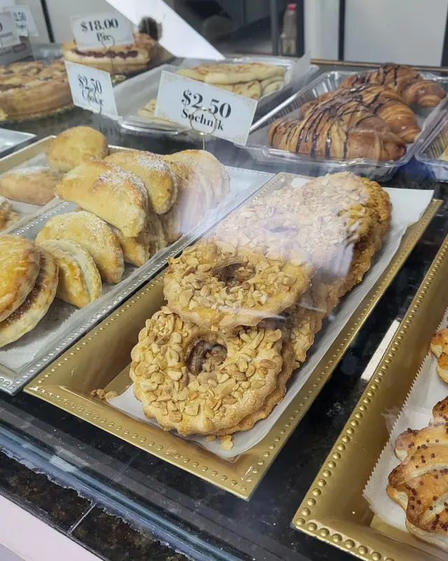 Lilya’s Kitchen Bakery and Cafe in Southampton - Photo 4