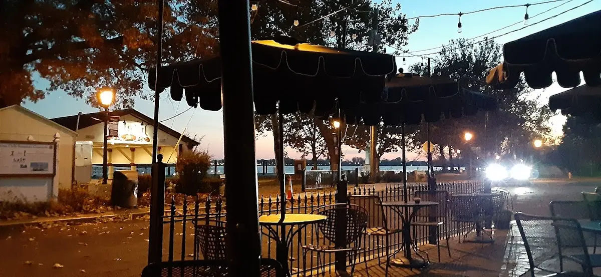 Deli restaurant King George II Inn in Bristol, Bucks County, PA