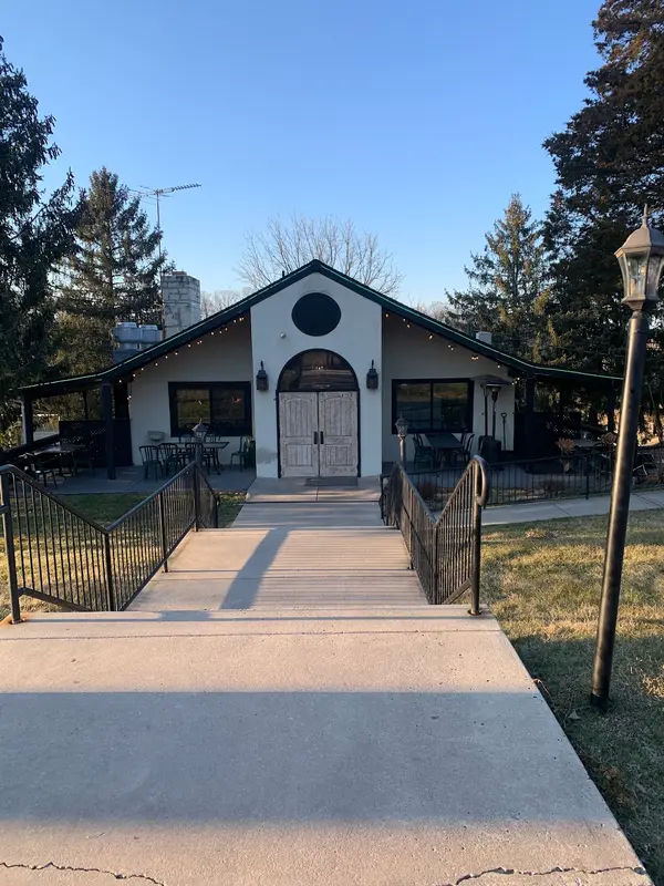 Cactus Grill in Pipersville - Photo 4