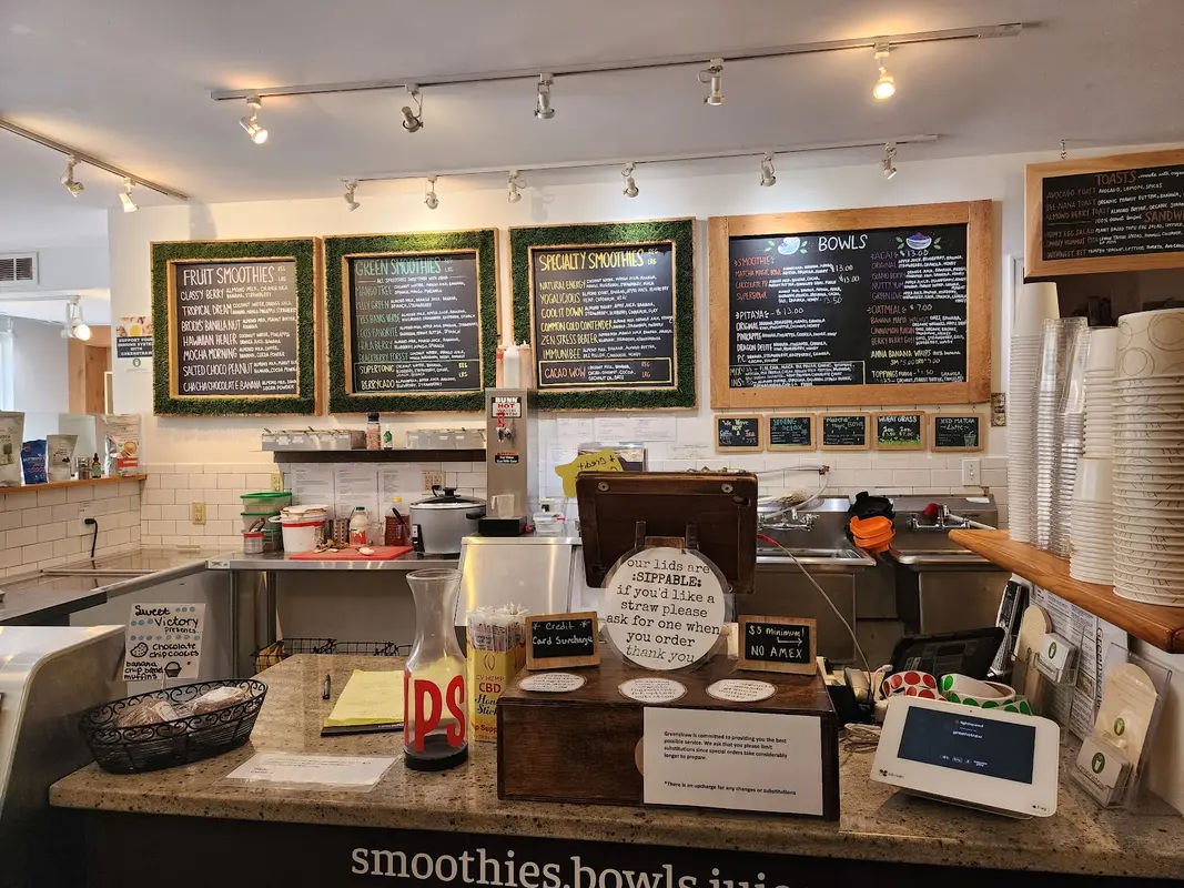 Greenstraw Cafe in Newtown - Photo 1