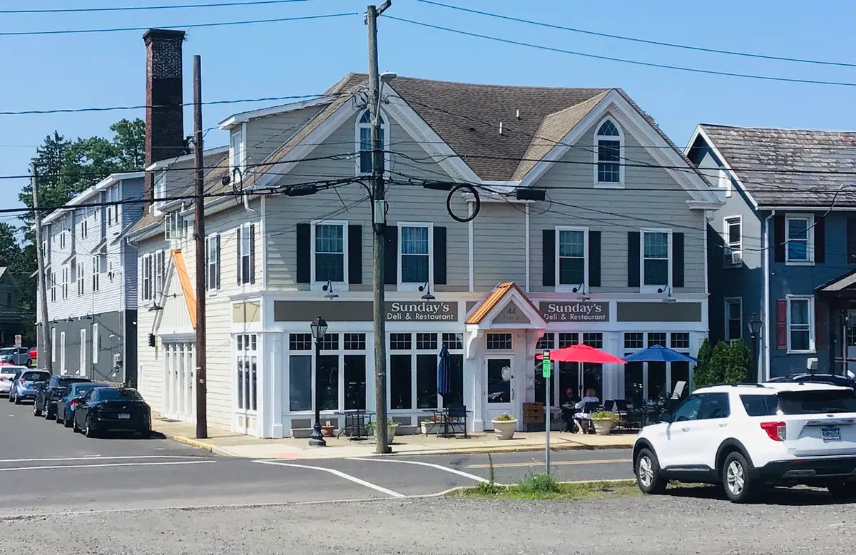 Sunday's Deli & Restaurant photo 6