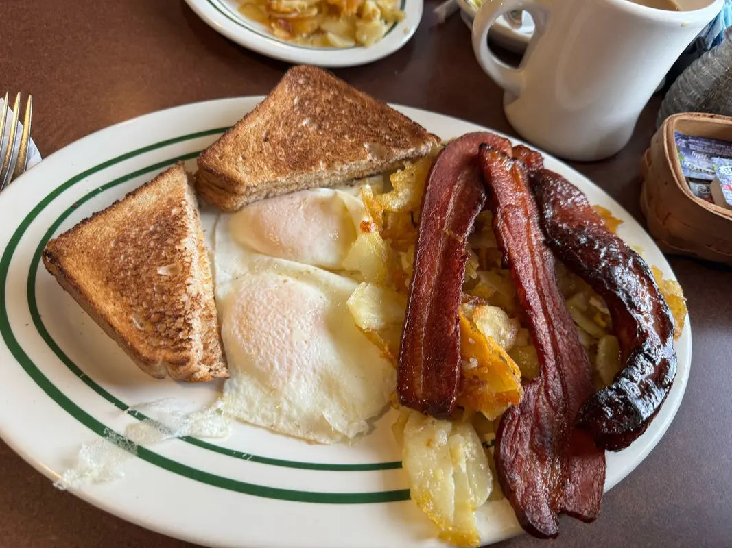 Kathy's Country Kitchen in Quakertown - Photo 2