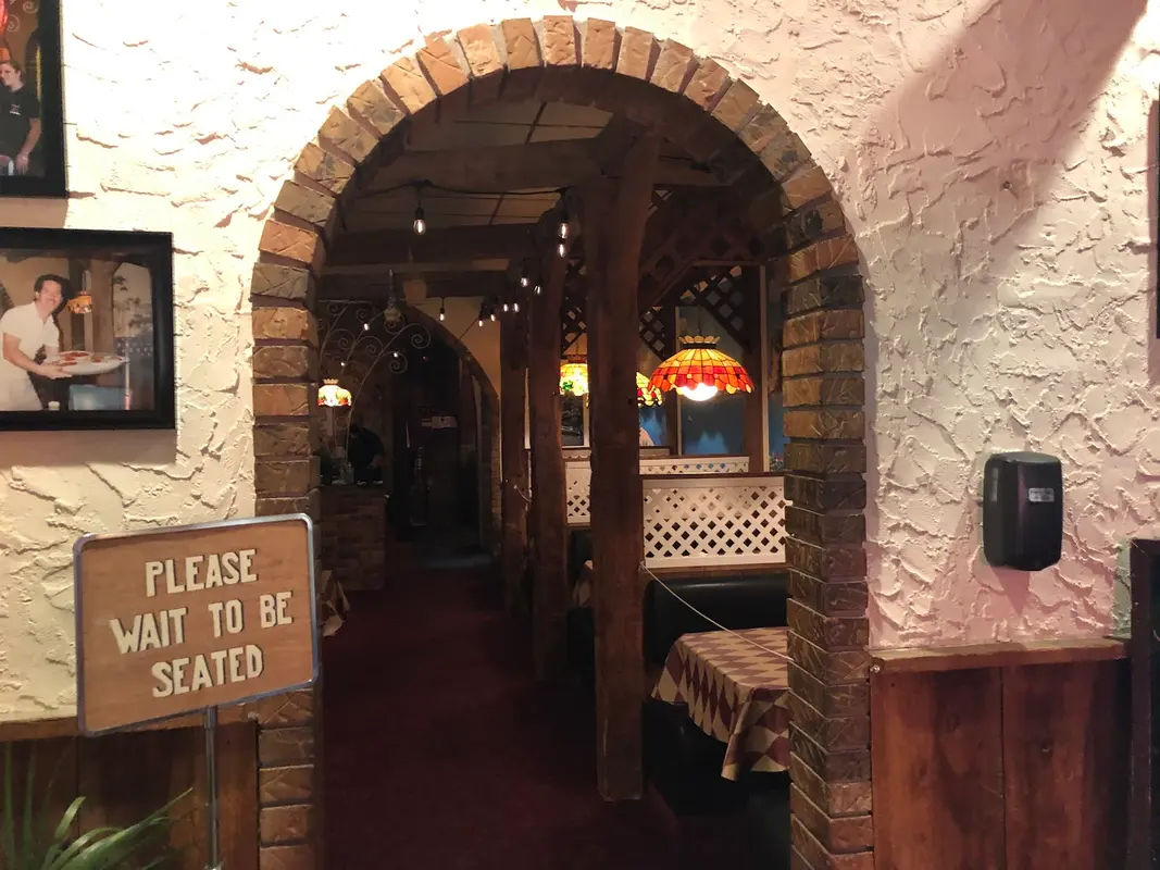 Angelo's Italian Restaurant & Pizzeria in Southampton - Photo 4