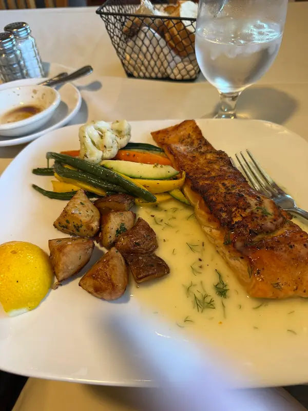 Amore Restaurant in Levittown - Photo 3