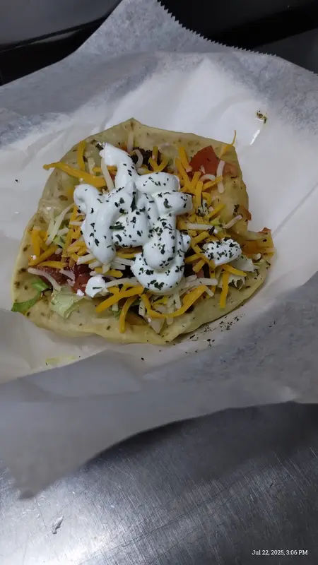 Sadie's Irish Pub in Bristol - Photo 3