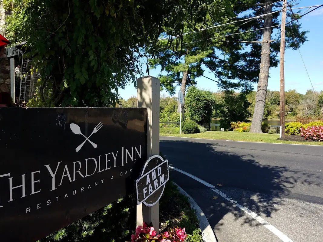 The Yardley Inn Restaurant and Bar in Yardley - Photo 3