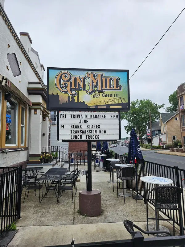 The Gin Mill and Grille